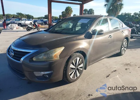2014 Nissan Altima 2.5 Sv z USA, uszkodzony, nr VIN 1N4AL3AP9EC119380
